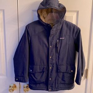 Patagonia navy blue size 10 (M) hooded boys jacket w/ fleece insulation.
